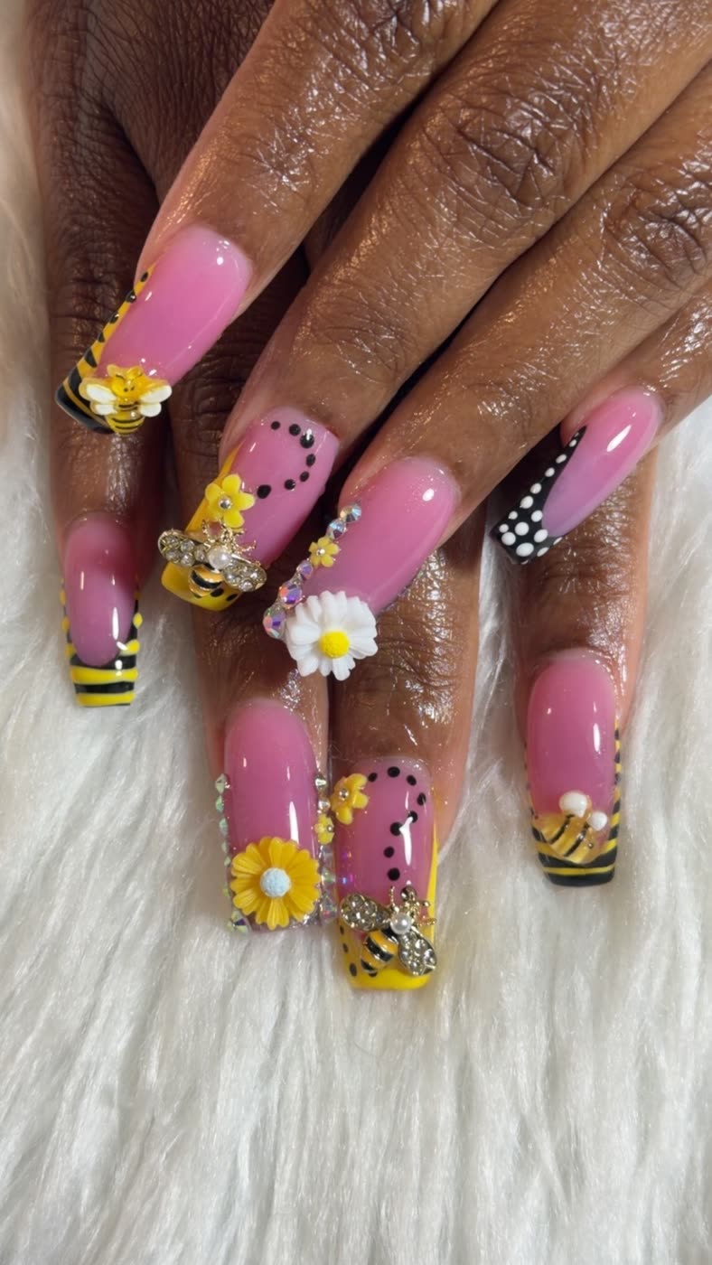 Pink coffin set with bumble bee and daisy 3D art