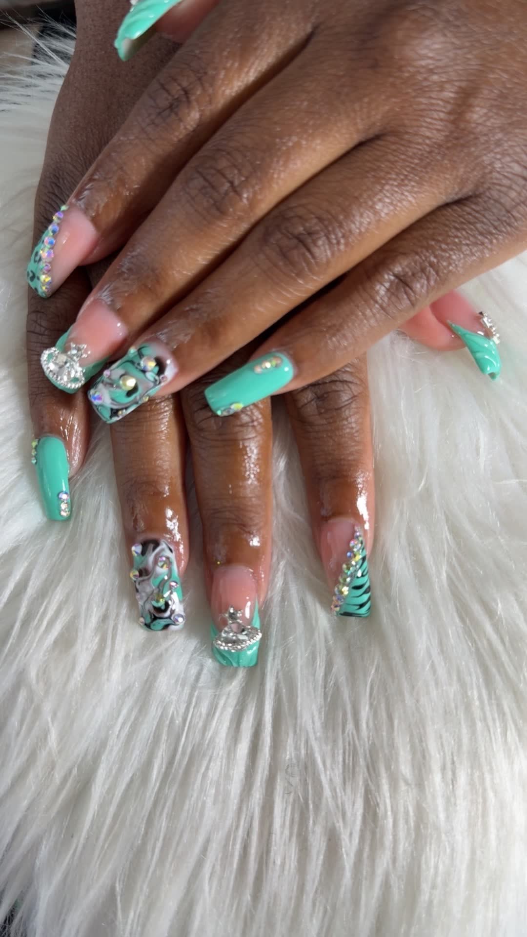 Mint green set with marble and 3D charms